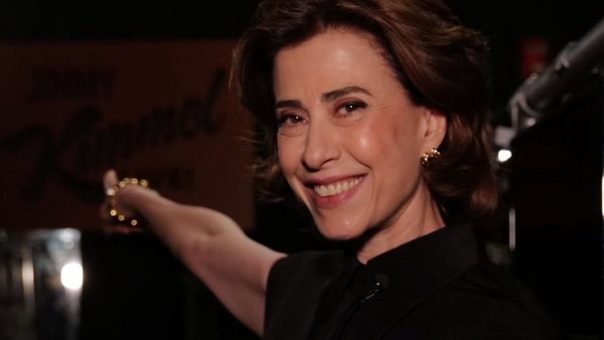 fernanda-torres-participa-do-jimmy-kimmel-live-assista-a-entrevista-completa_widelg.jpg
