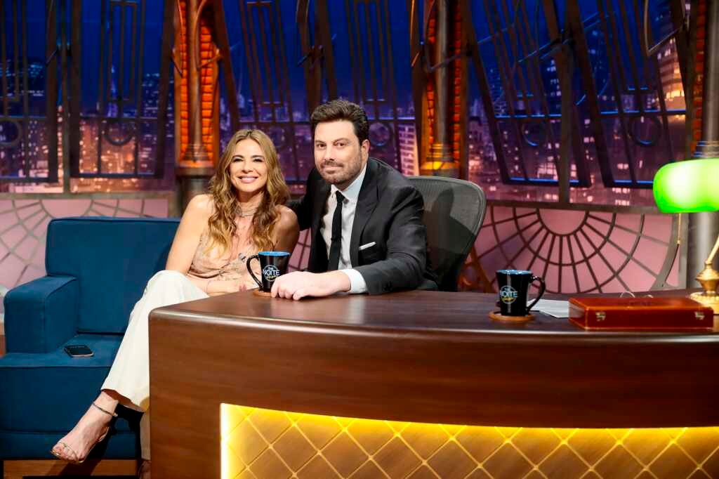 Luciana Gimenez com Danilo Gentili (Créditos: Rogério Pallatta/SBT)