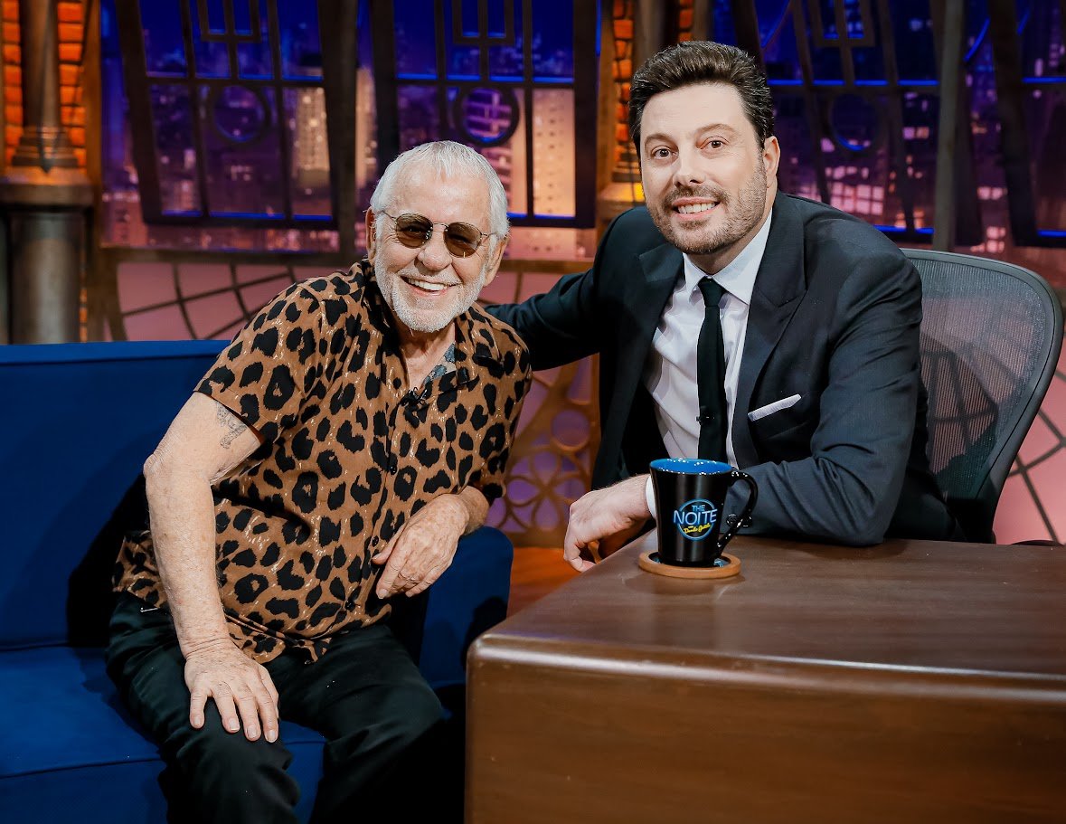 Nelson Motta e Thór Junior no "The Noite" (Créditos: Lourival Ribeiro/SBT)