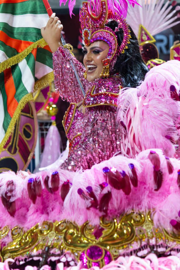 Mocidade Alegre - Foto @geovani_amoreira