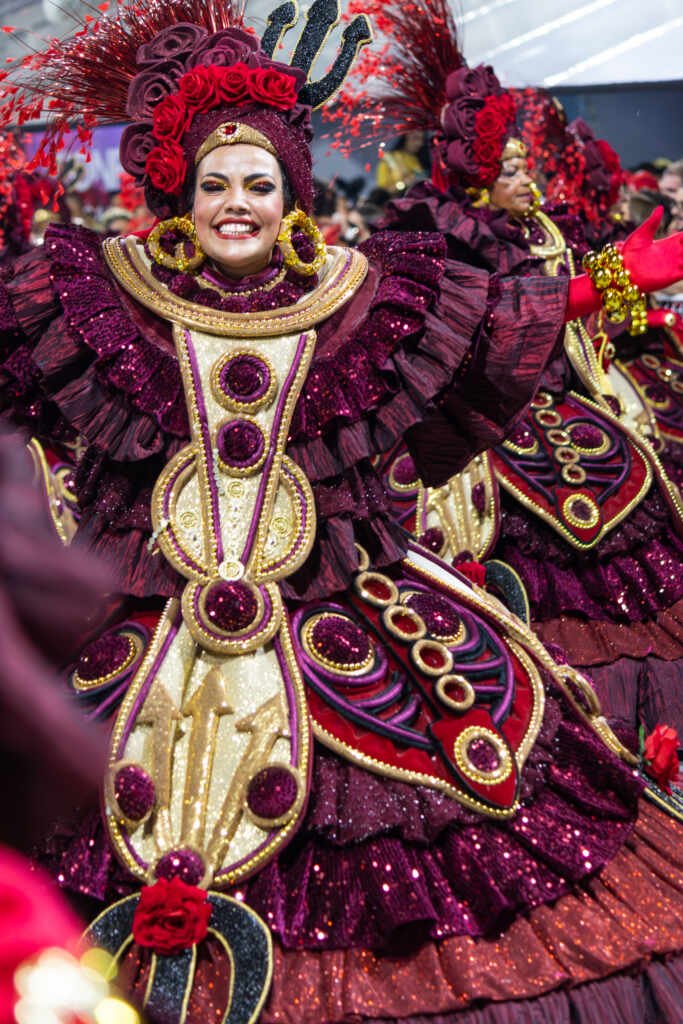 Mocidade Alegre - Foto @geovani_amoreira