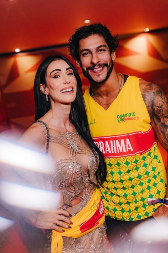 Camarote Bar Brahma 2026 - Michelle Barros e Shia Phoenix - Créditos: PRIDIA